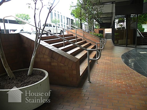 Exterior Single Handrail Photo